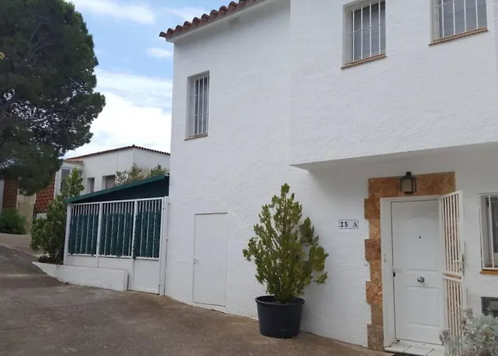 Casa Almadrava