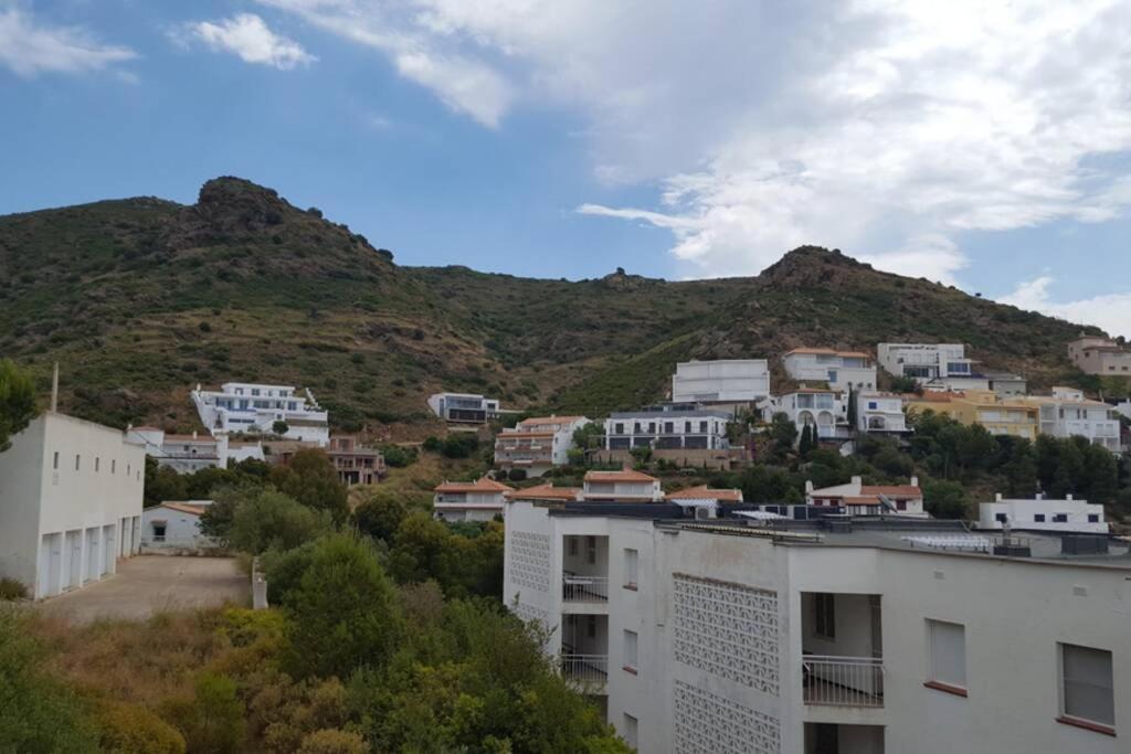 Casa Almadrava Holiday home *