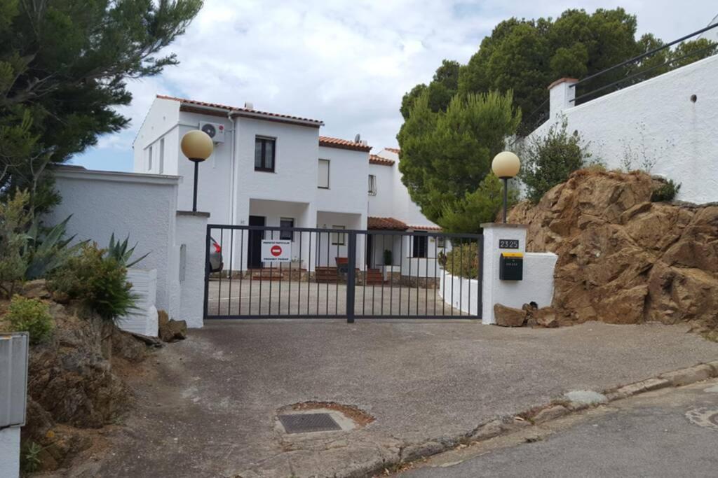 Casa Almadrava Holiday home